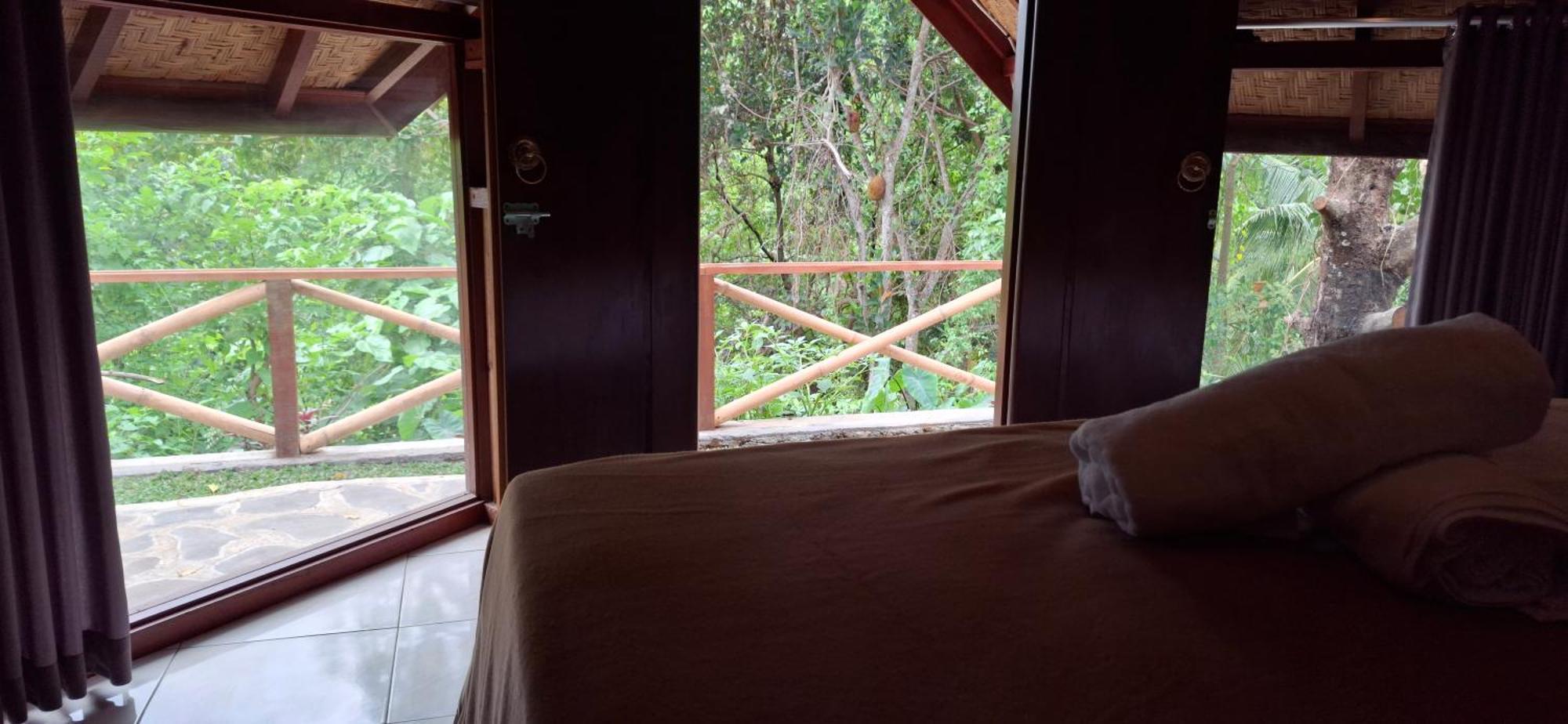 Uma Nirmala Aling-Aling Hotel Singaraja Buitenkant foto
