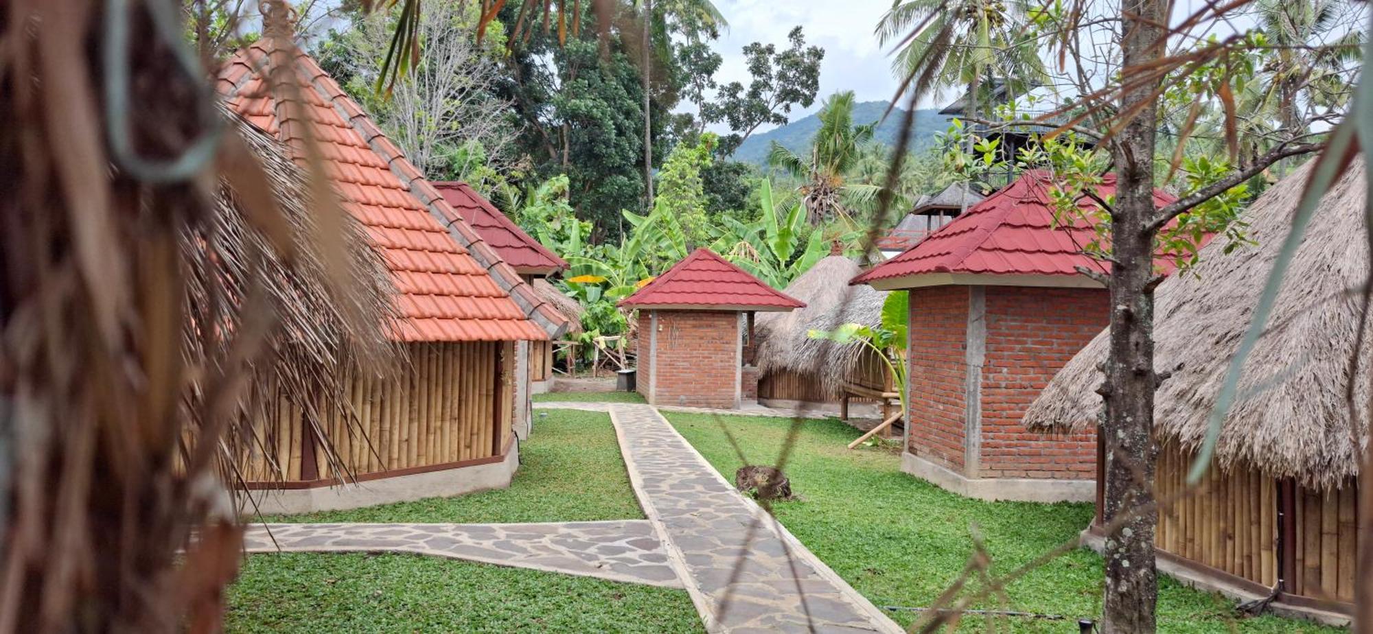 Uma Nirmala Aling-Aling Hotel Singaraja Buitenkant foto