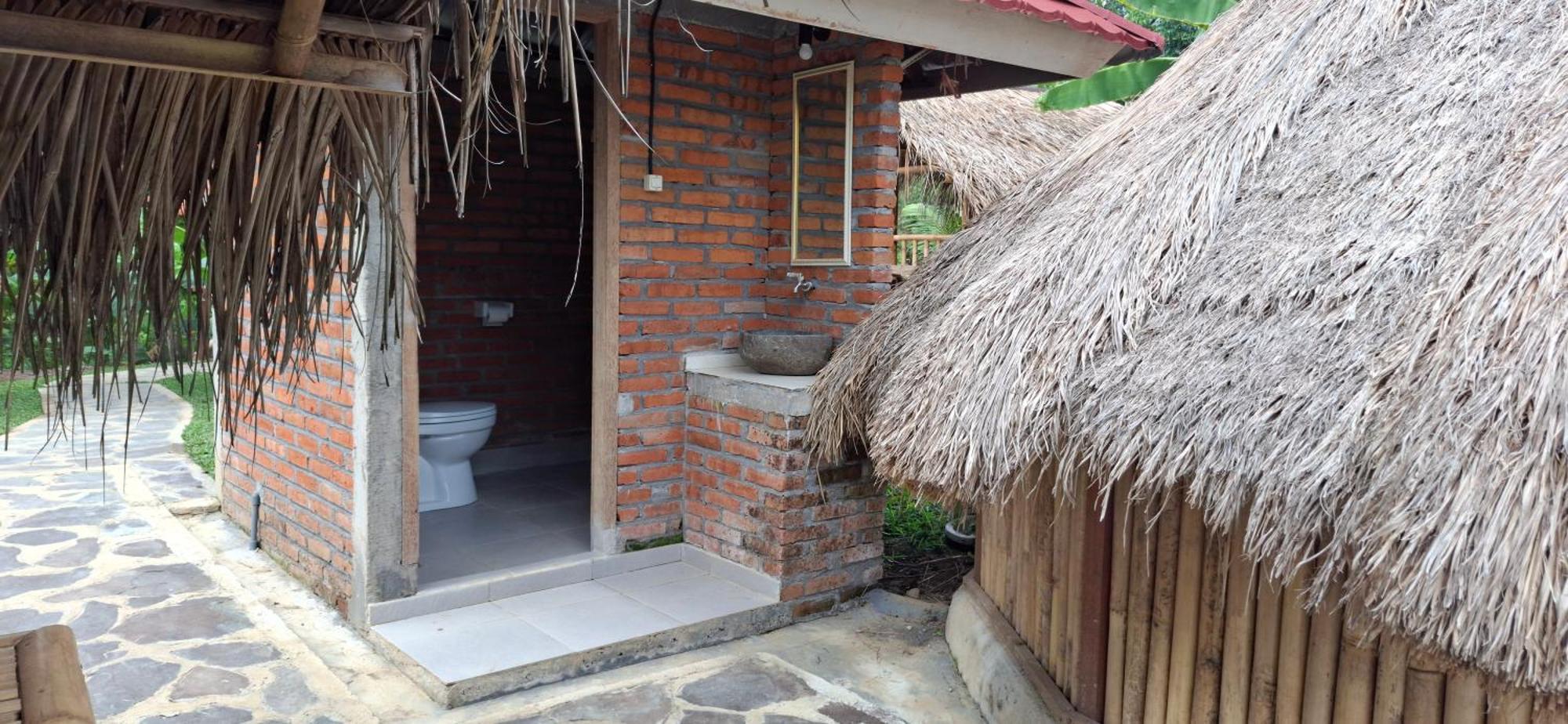 Uma Nirmala Aling-Aling Hotel Singaraja Buitenkant foto