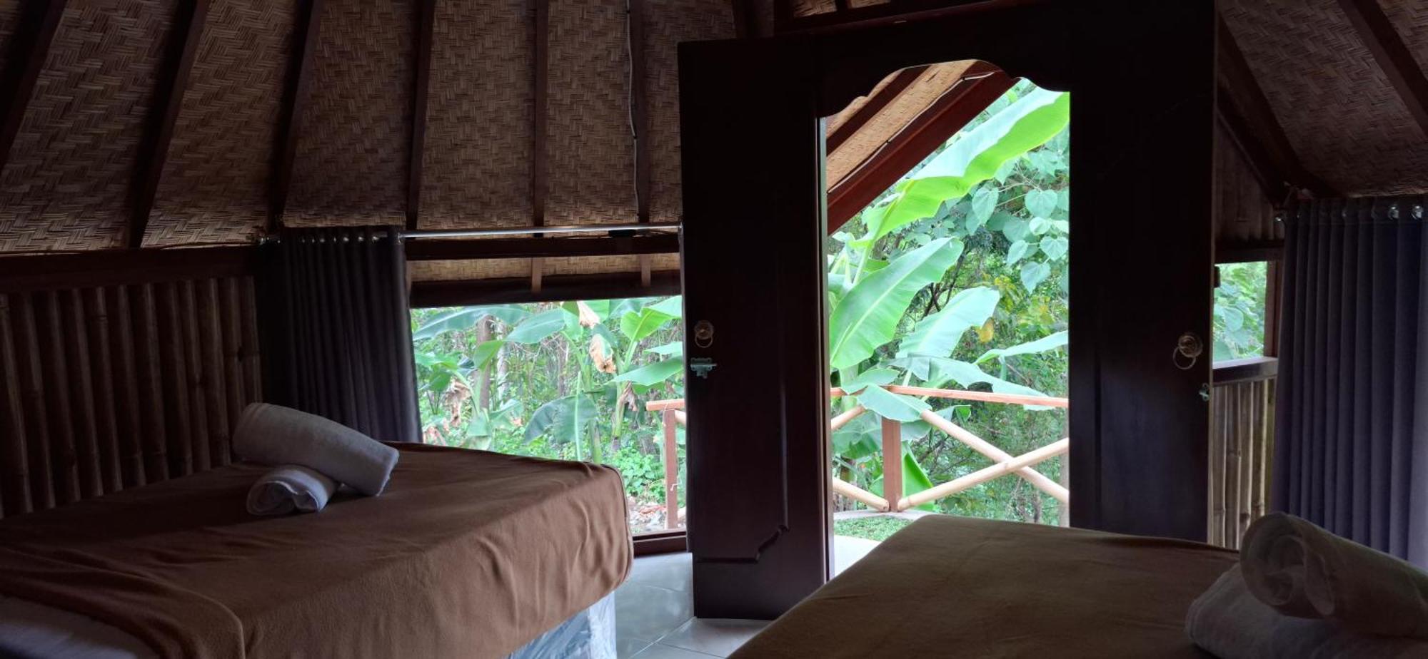 Uma Nirmala Aling-Aling Hotel Singaraja Buitenkant foto